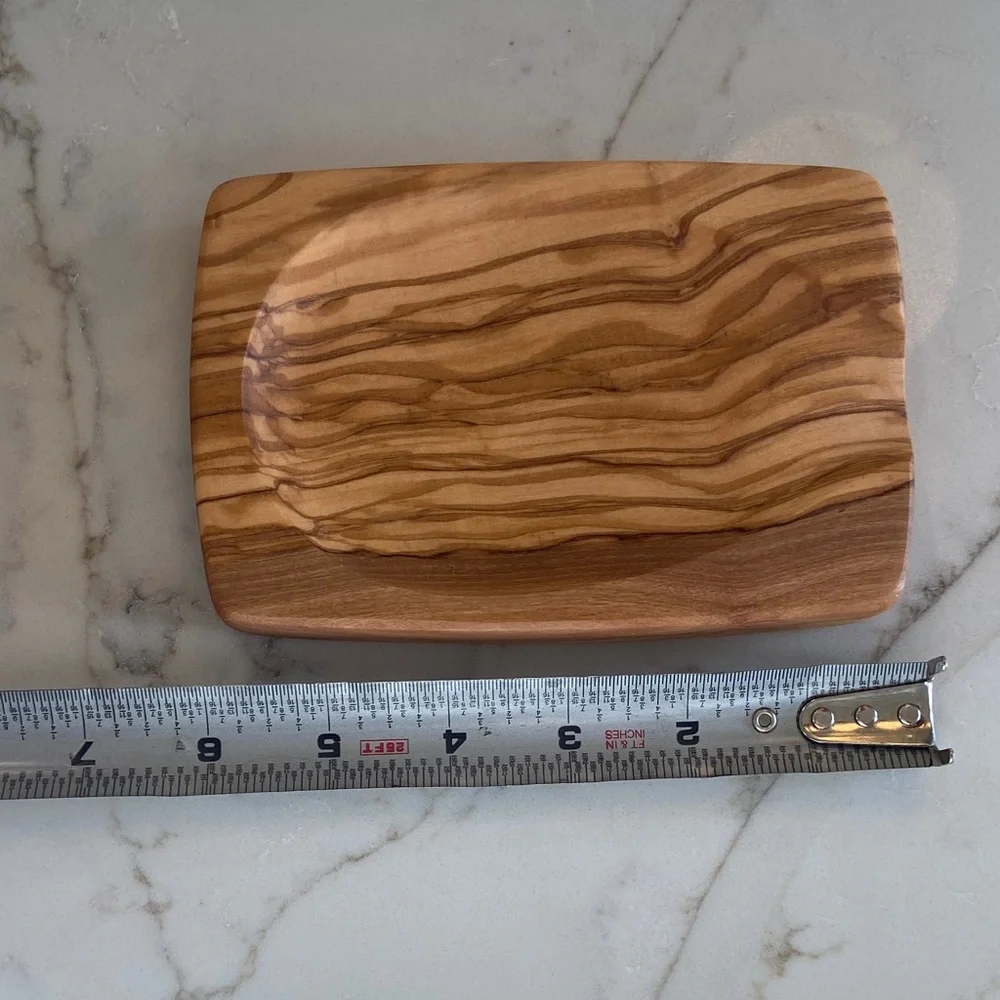 William Sonoma olive wood spoon rest